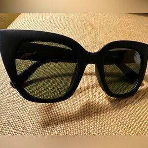 Toms Sydney Black Traveler Sunglasses